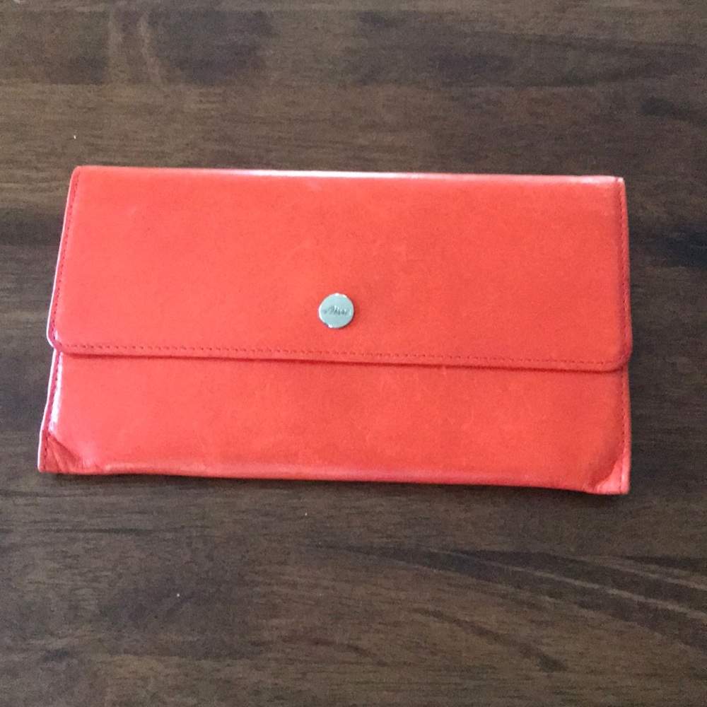 Passport clutch. Orange. New
